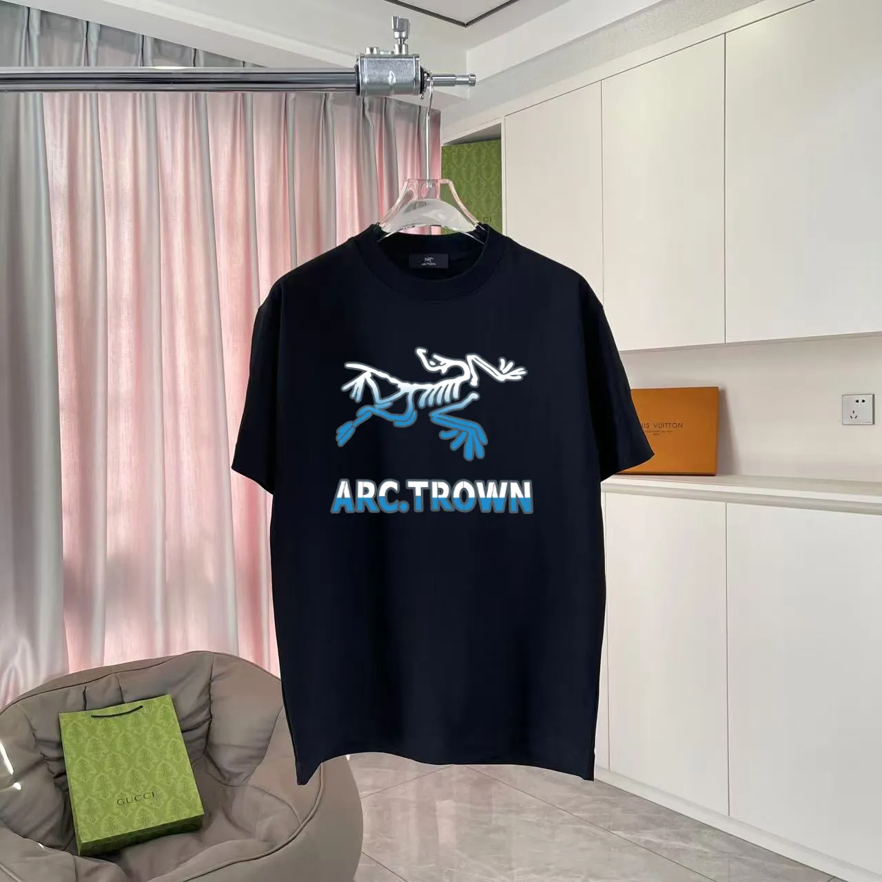 ARC'TERYX* 2025 New Arrival logo t g Same Style Size：S M L XL XXL ：Black White Pink Gray